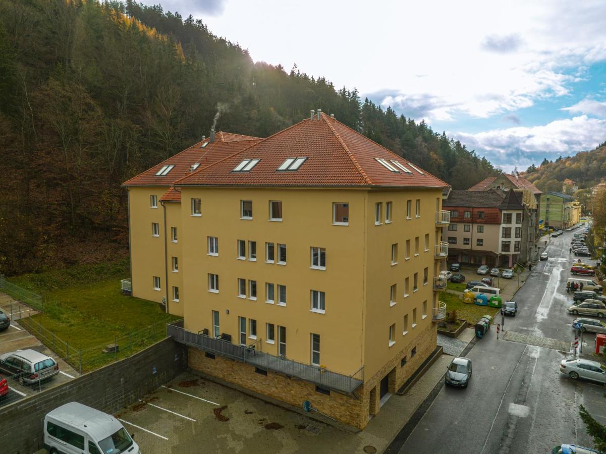 Apartman Claudia - Rezidence K Lanovce Jáchymov Zewnętrze zdjęcie